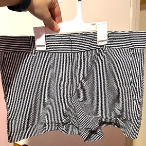 ✨Ann Taylor petite Devin fit-women’s Shorts 8p😍